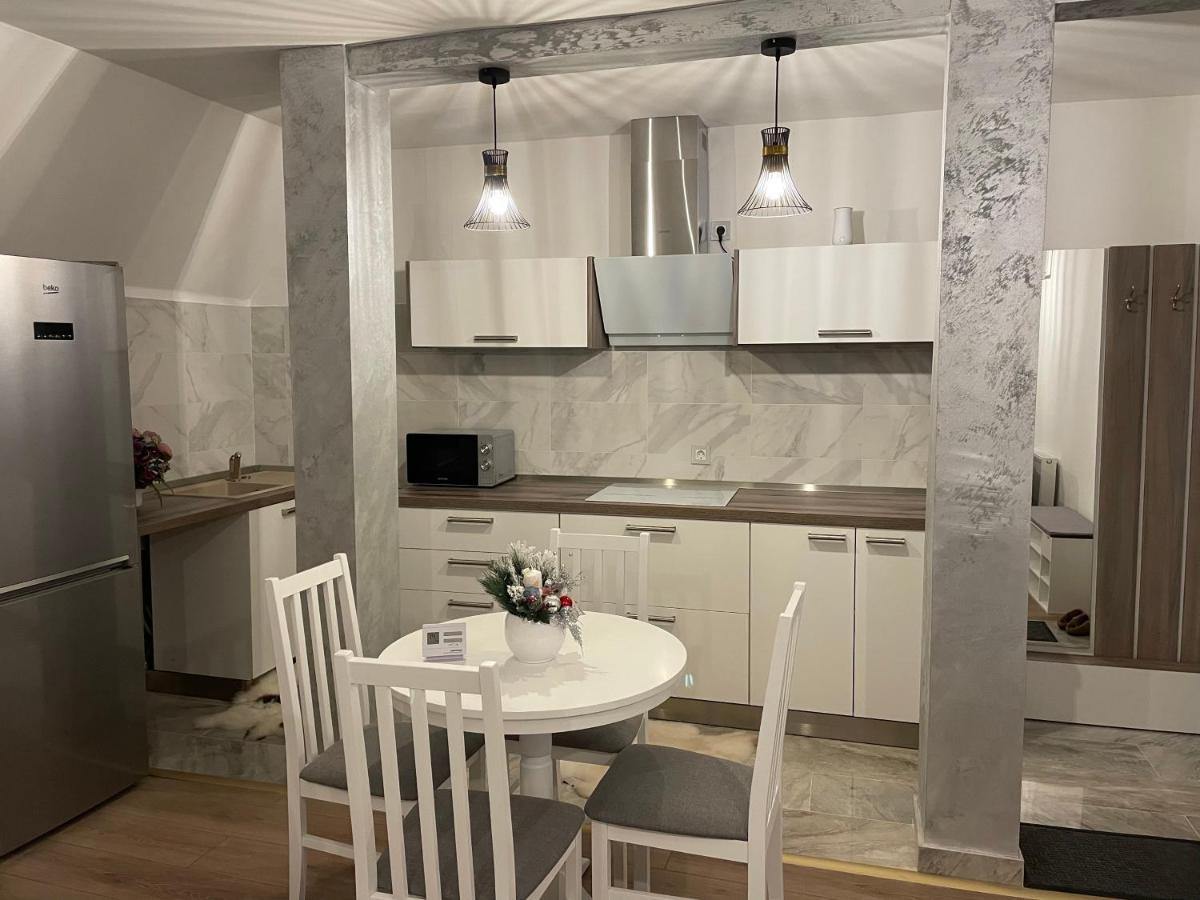 Апартаменты Sofia Loft Бистрица Экстерьер фото